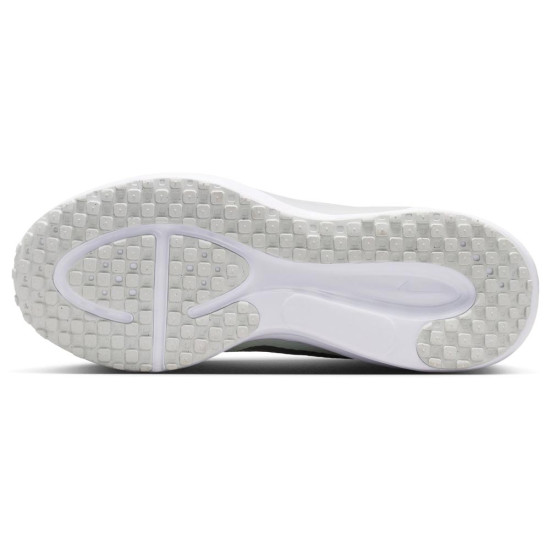 Nike Revolution 8 W